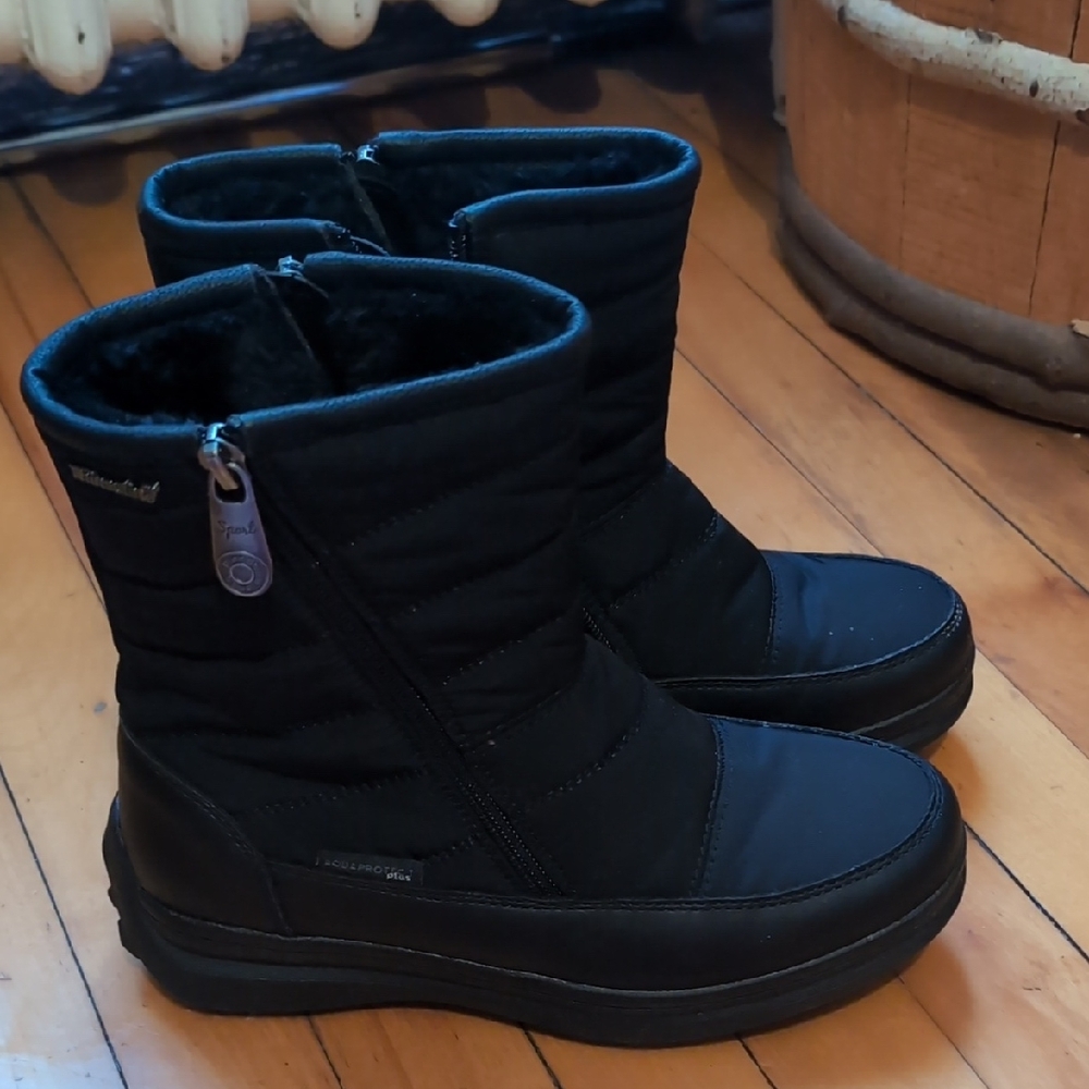 3M Thinsulate Black Winter Boots